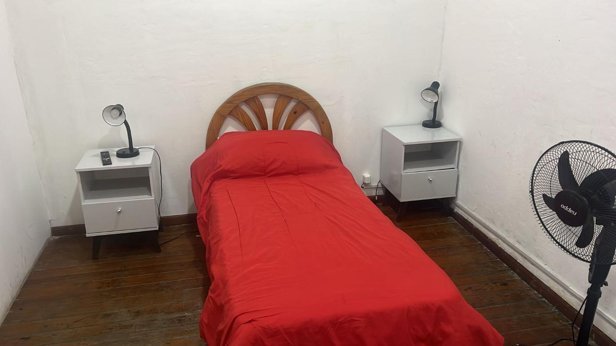 Montevideo Port Hostel Номер фото