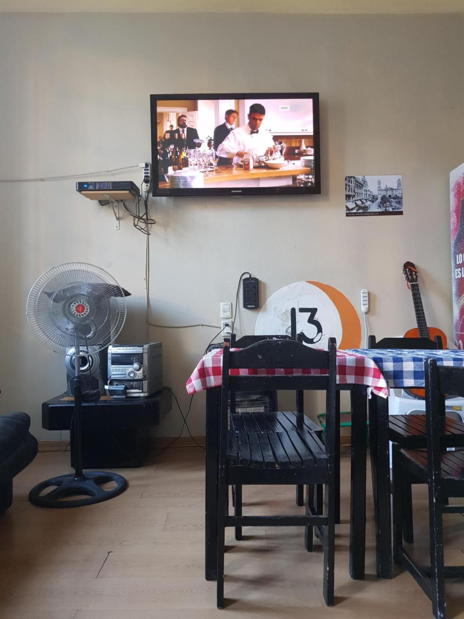 Montevideo Port Hostel Экстерьер фото