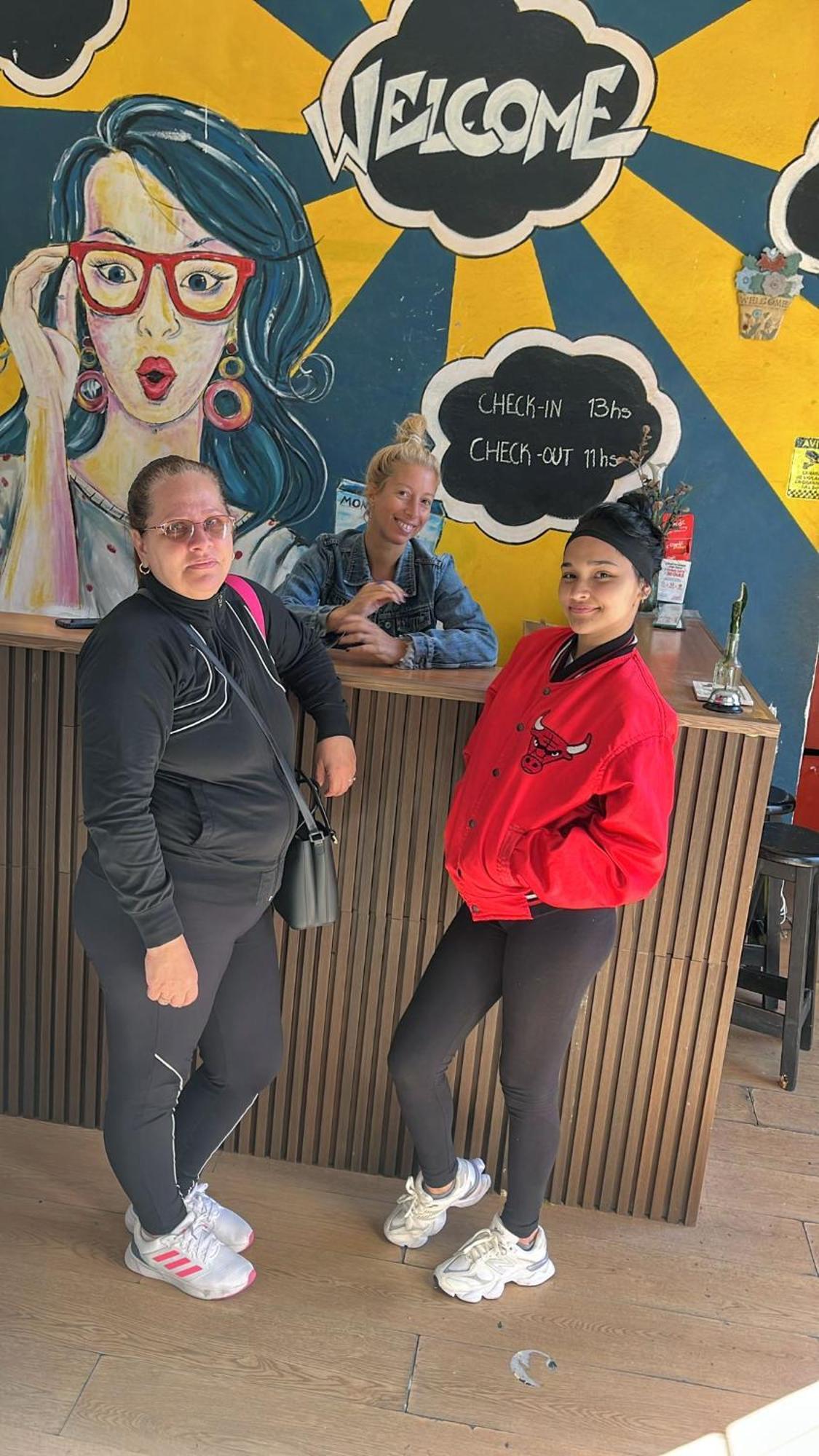 Montevideo Port Hostel Экстерьер фото